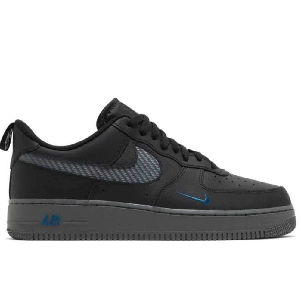 Nike youth Air Force 1 Carbon Fiber Weave size 7Y